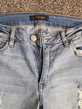 refuge Light Blue High-Rise Distressed Jeans